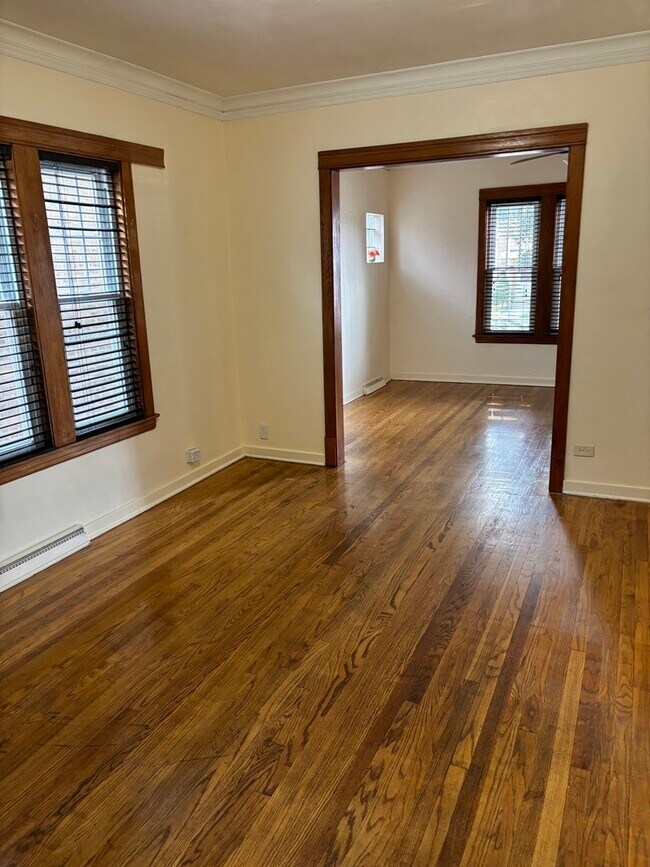 Building Photo - 3407 Cuyler Ave