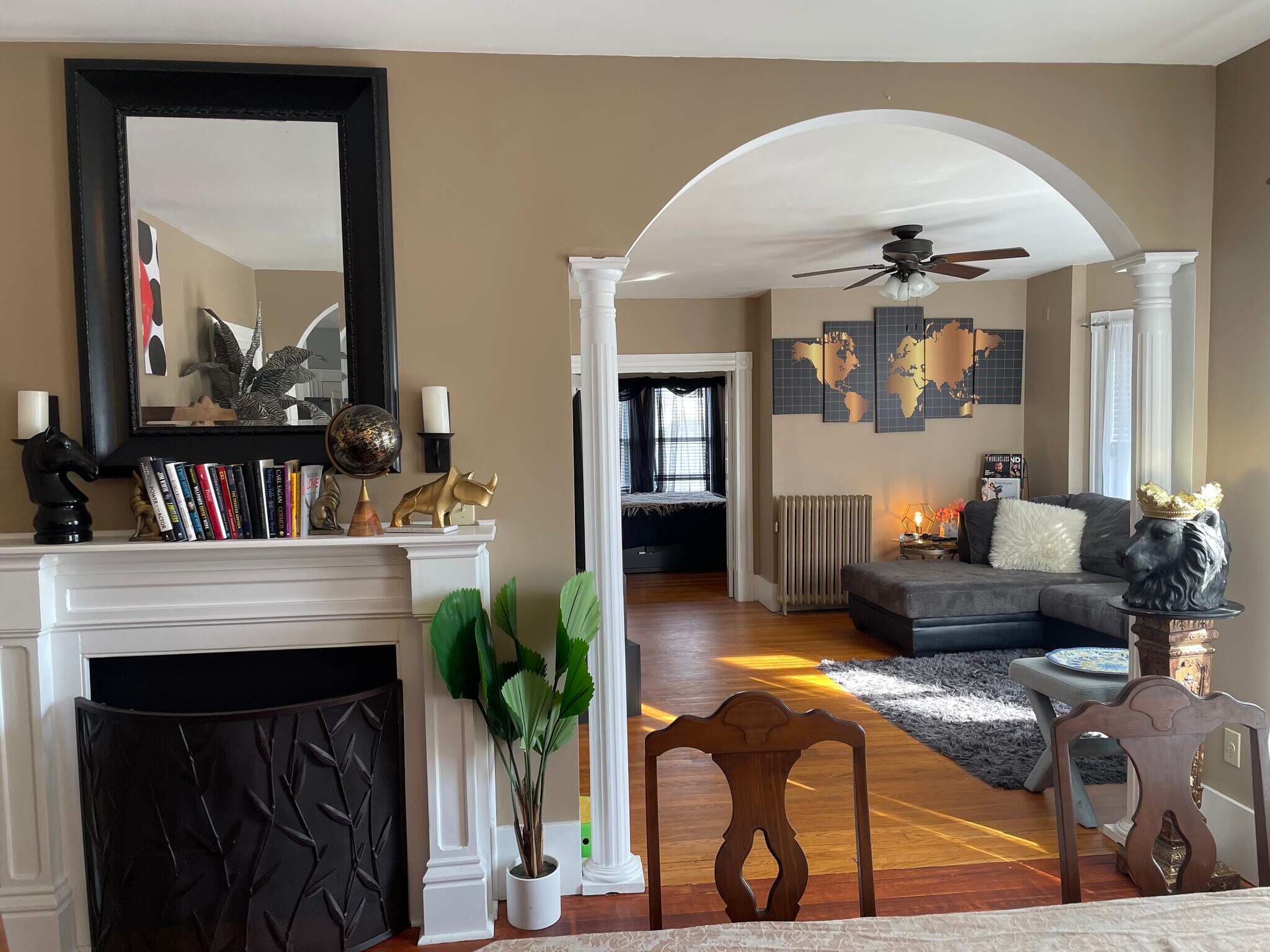 Building Photo - 395 Hanover St