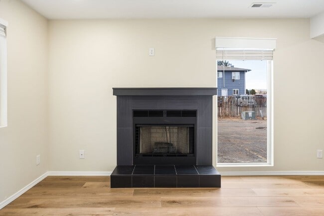 Building Photo - 2376 Washo Cir