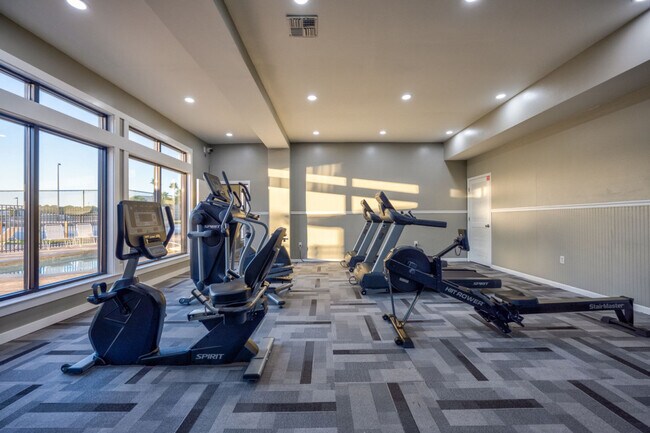 Building Photo - 17462 Front Beach Rd