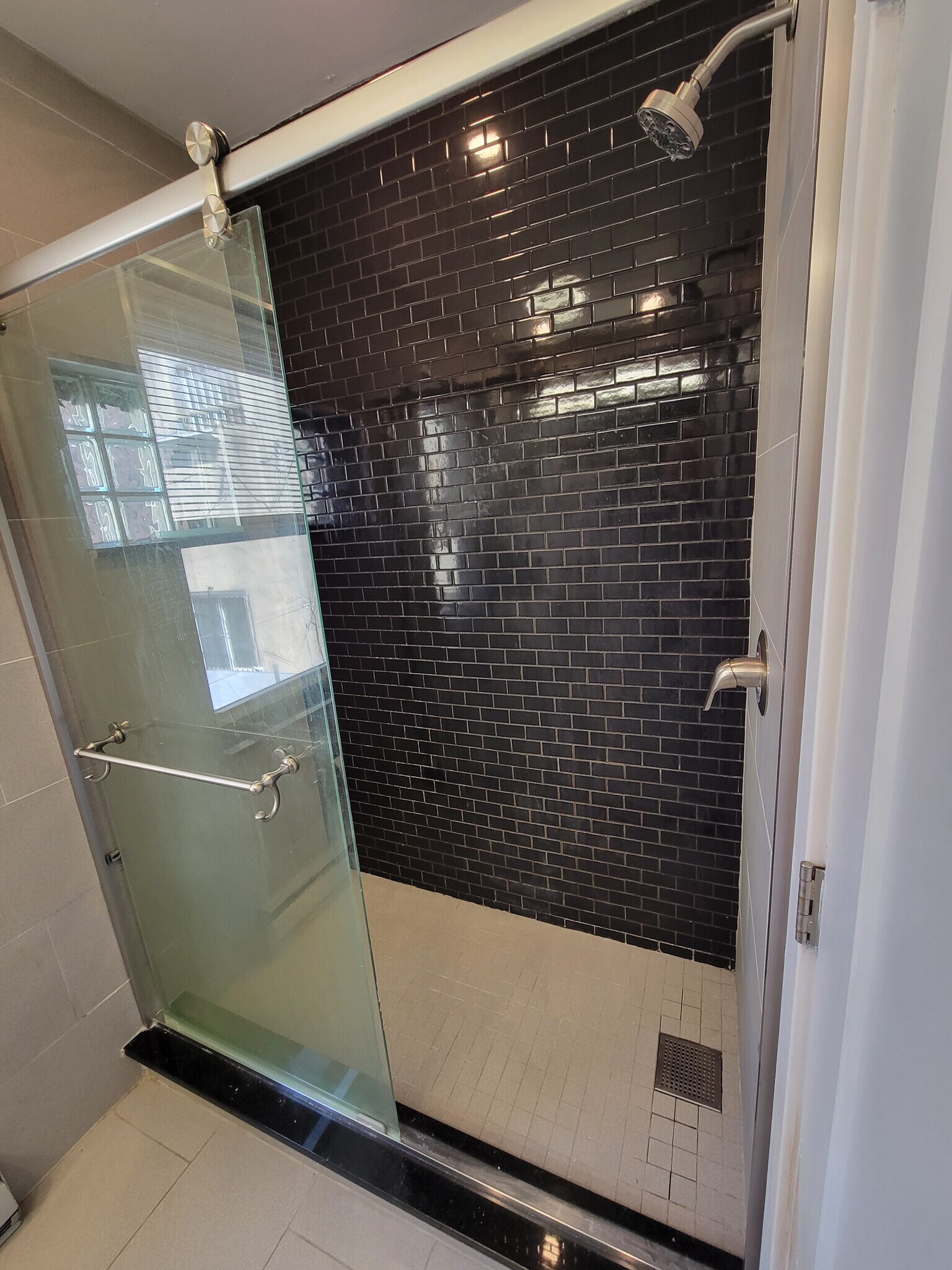 Building Photo - 409 South St