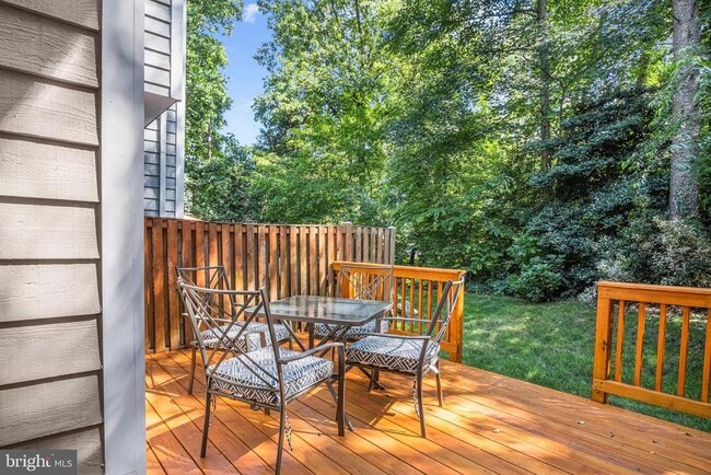 Building Photo - 1447 Newport Spring Ct