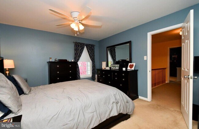 Building Photo - 800 Beacon Ct