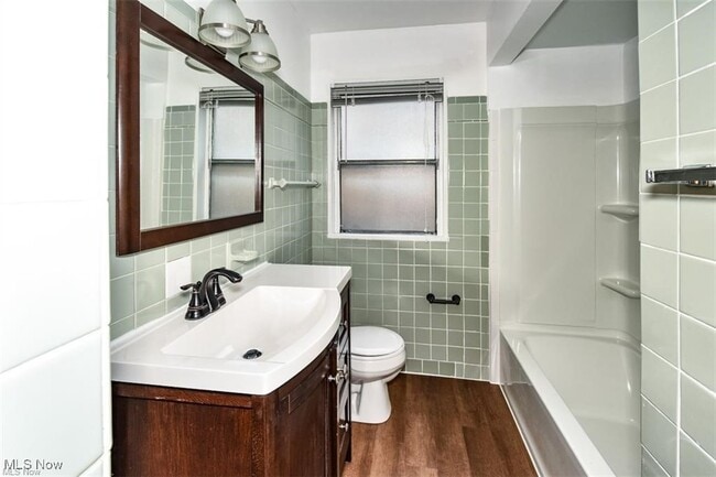 Building Photo - 2344 Westmoor Rd