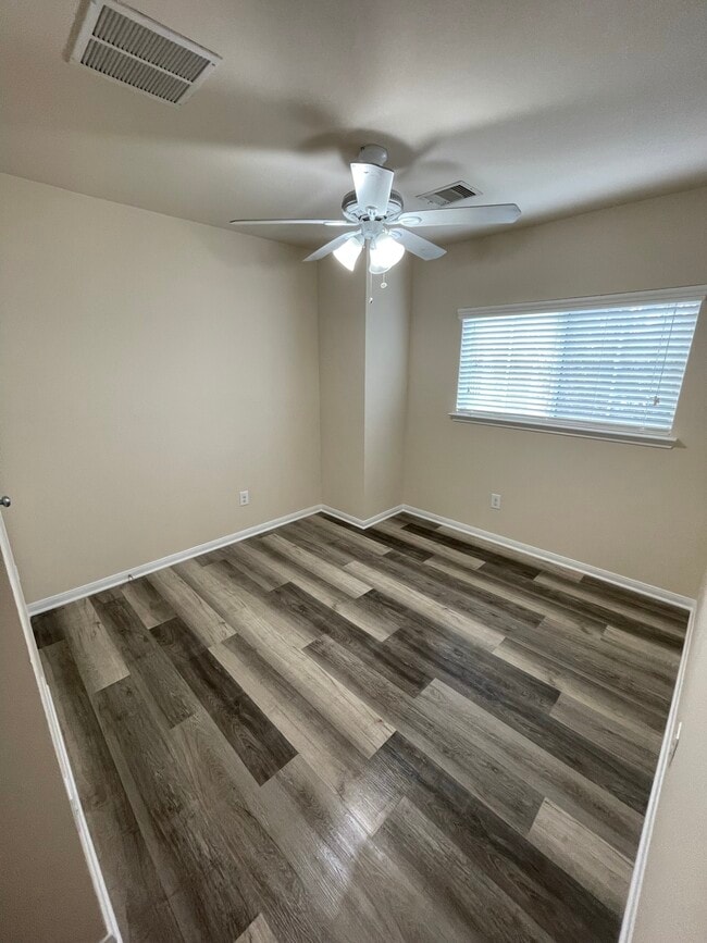 Building Photo - 1755 Nichole Woods Dr