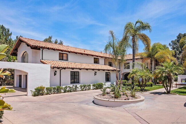 Building Photo - 16210 Via Cazadero