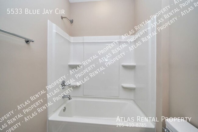 Building Photo - 5533 Blue Jay Cir