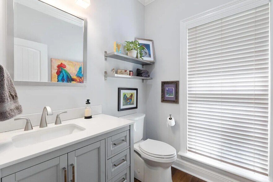 Building Photo - 104 Heartwood Pt