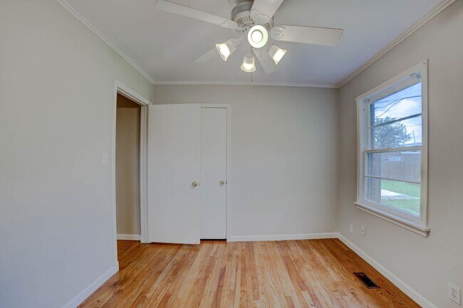 Building Photo - 3 BED 1 BATH /  TULSA FAIRGROUNDS