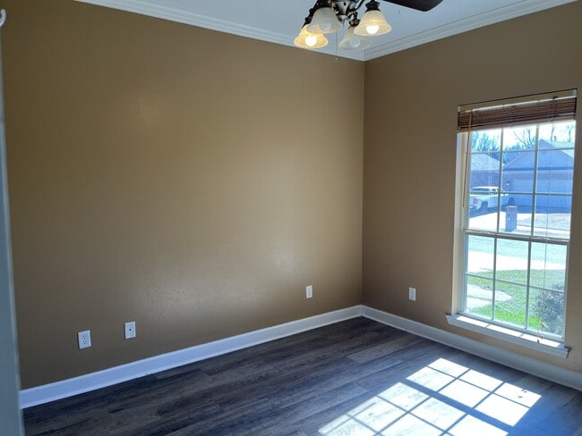 Building Photo - 14 Blueberry Ln