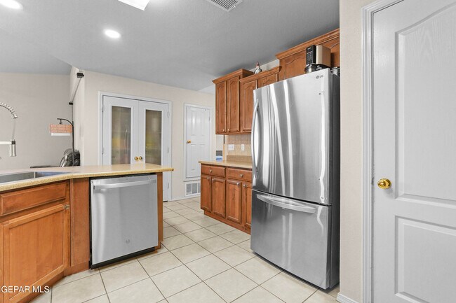 Building Photo - 6244 Spotted Eagle Dr