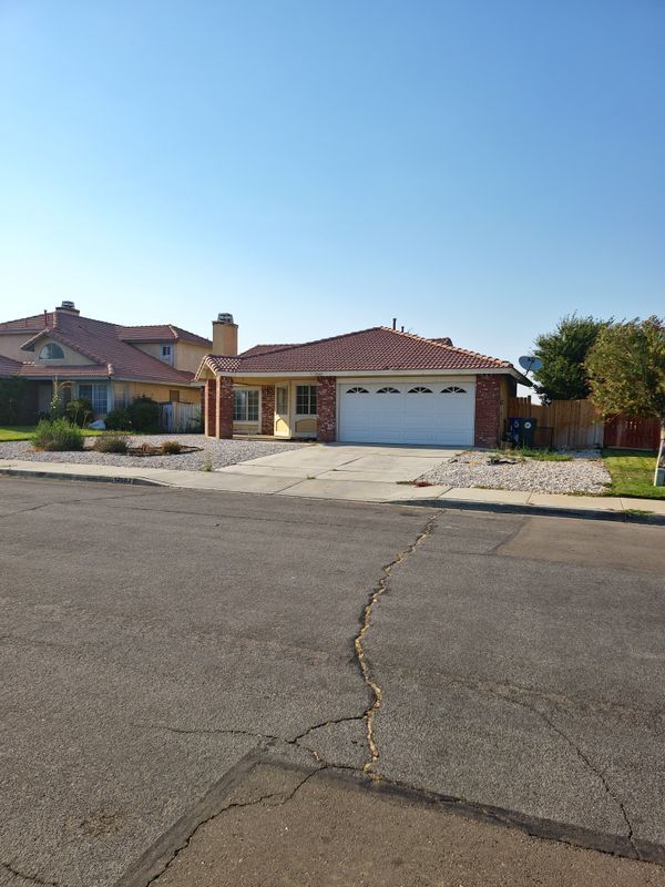 Building Photo - 12602 El Dorado Pl