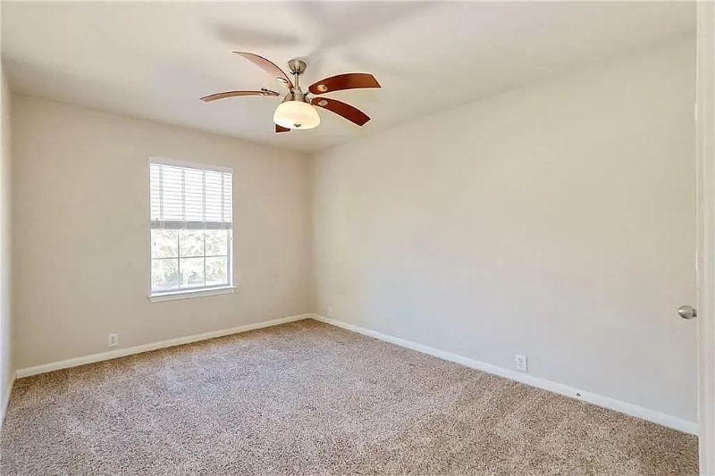 Building Photo - 809 Barefoot Cove