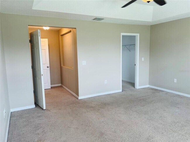 Building Photo - 8622 Lovett Ave