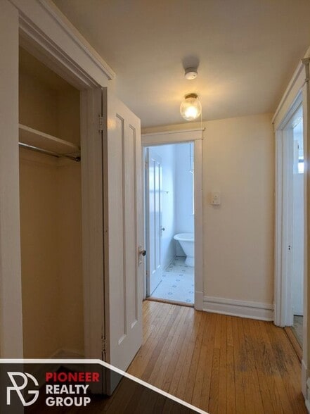 Building Photo - 2518 N Kedzie Blvd