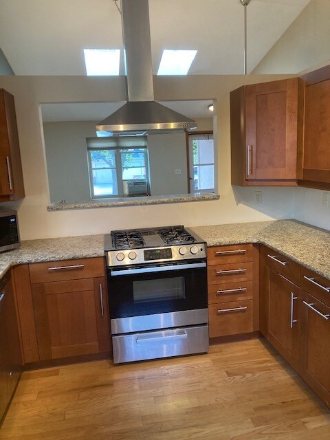 Building Photo - 5887 Granby Hill Dr