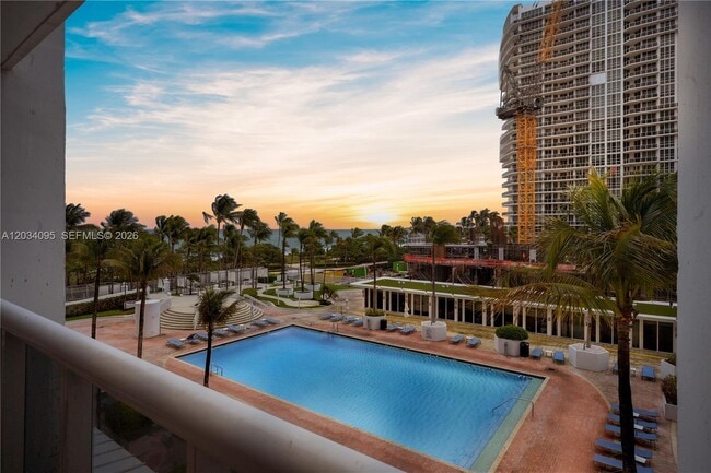 Building Photo - 10275 Collins Ave