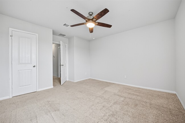 Building Photo - 4818 Blue Jacaranda Wy