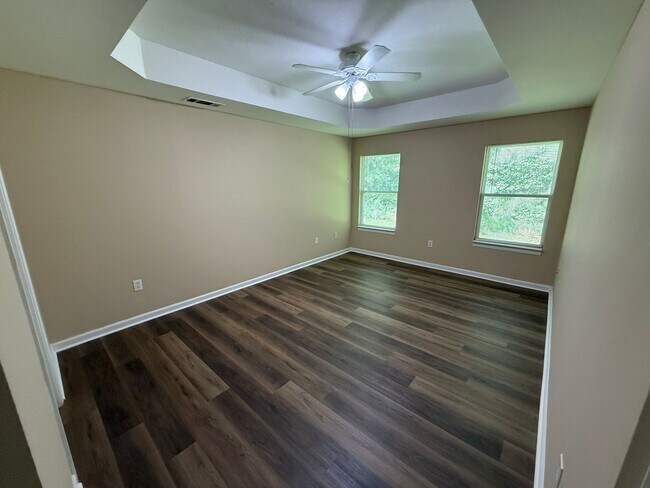 Building Photo - 10-12 Chesney Drive