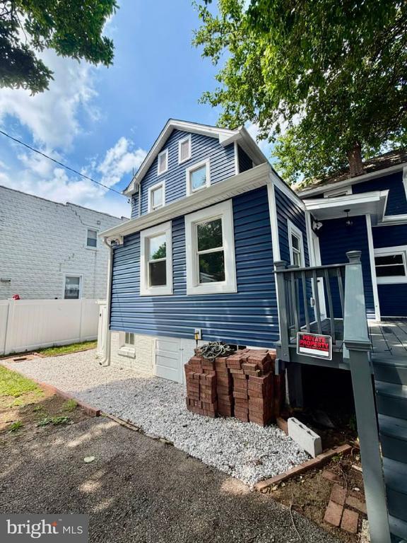 Building Photo - 333 Washburn Ave