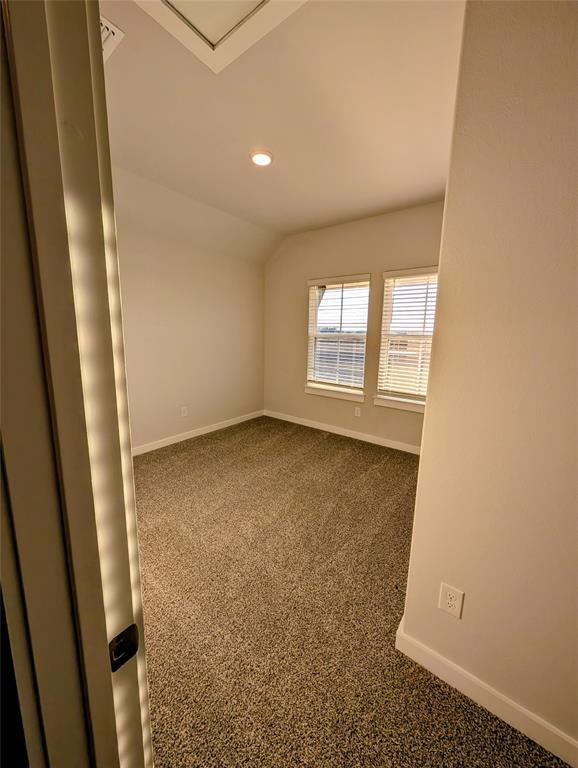 Building Photo - 140 Hartson Dr