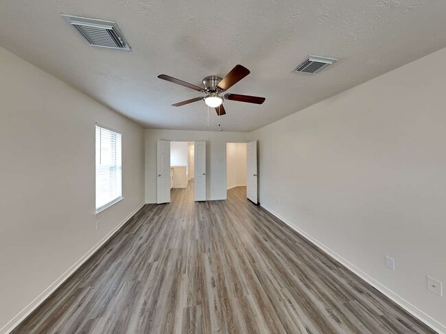 Building Photo - 21742 Texian Ct