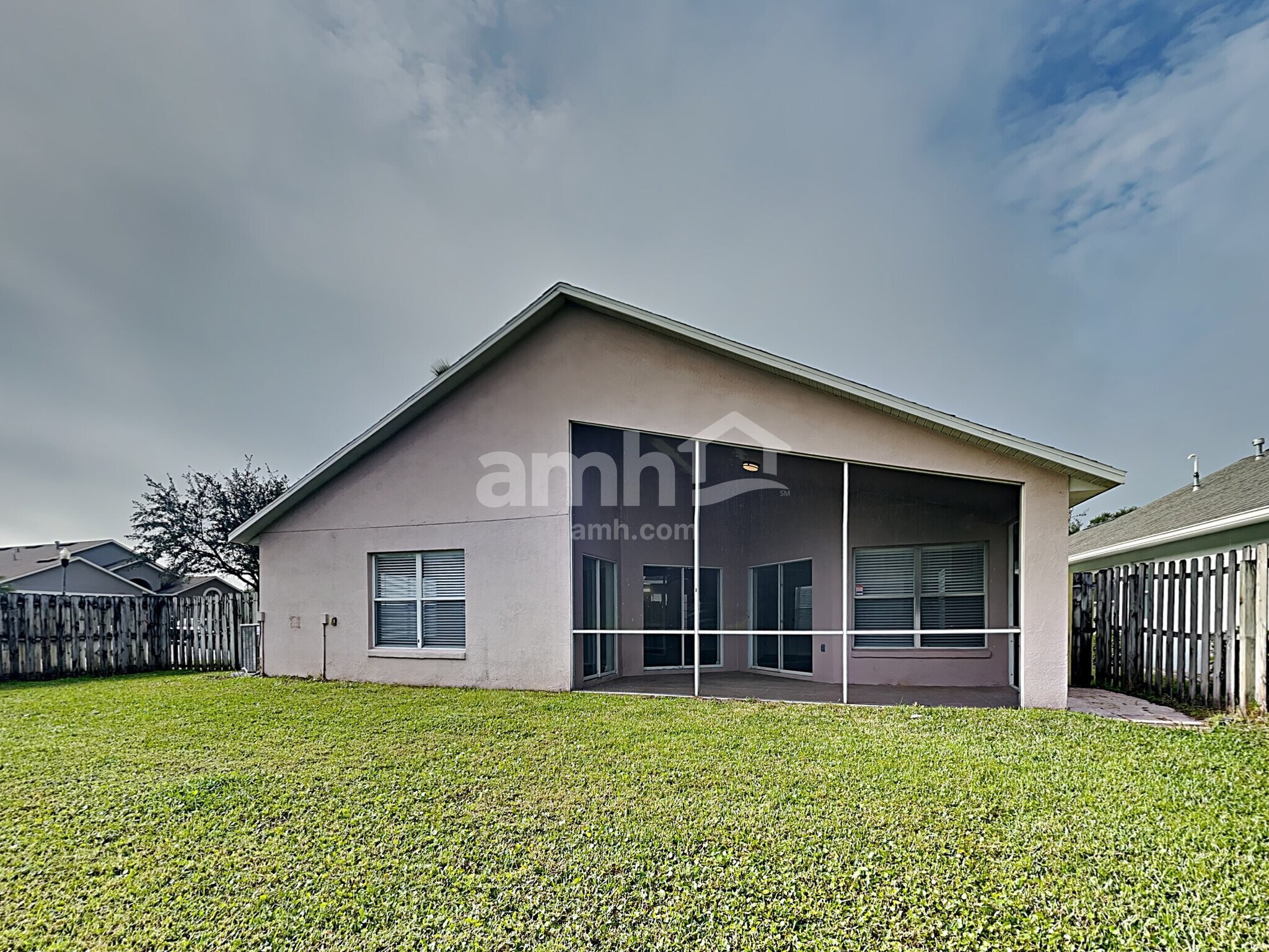 Building Photo - 14335 Moon Flower Dr