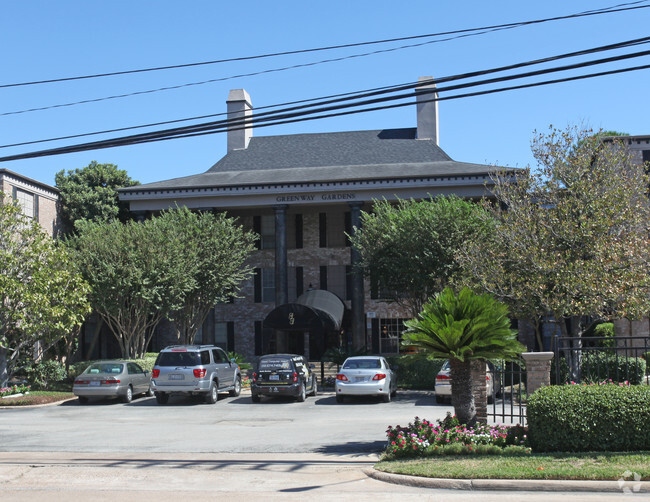 Building Photo - Greenway Gardens