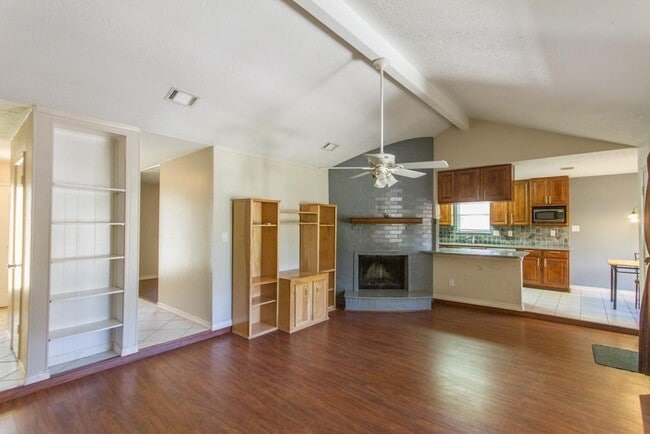 Building Photo - 5403 Timpani Dr