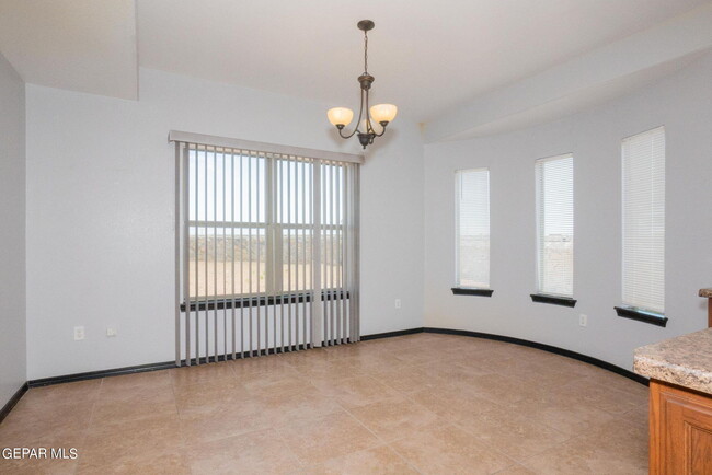 Building Photo - 3274 Maple Point Dr