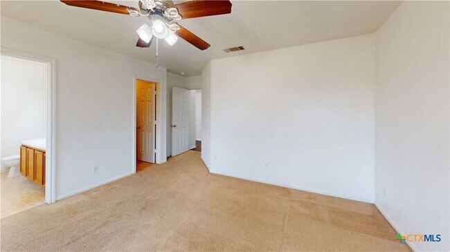 Building Photo - 3206 John Porter Dr
