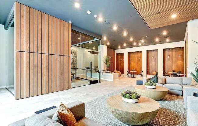 Building Photo - 1204 Rivington