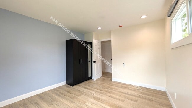 Building Photo - 14137 Halper Rd