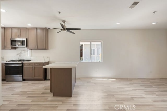 Building Photo - 260 Victoria St