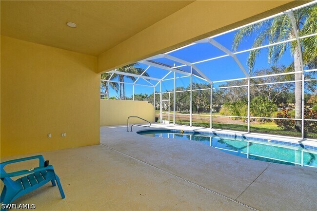 Building Photo - 28308 Moray Dr