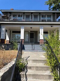 Building Photo - 1524 W Gardner Ave