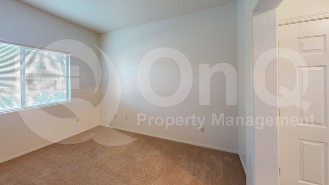 Building Photo - 13224 E Coyote Well Dr