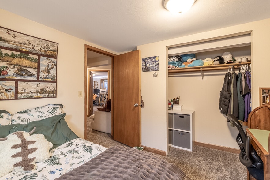 Building Photo - 119 E Welcome Ave