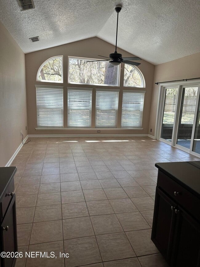 Building Photo - 3817 Paddington Pl