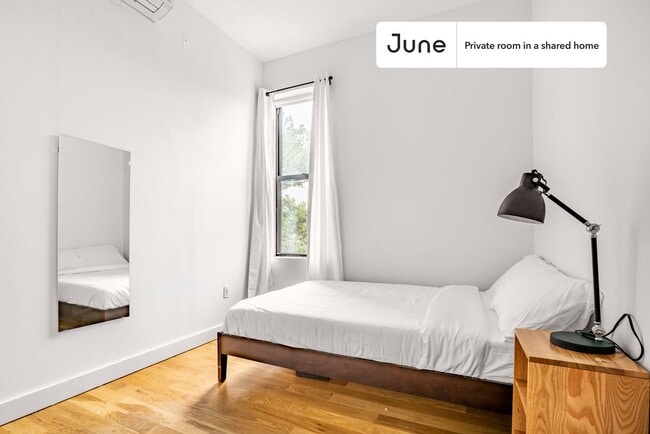 Building Photo - 60-47 68th Ave