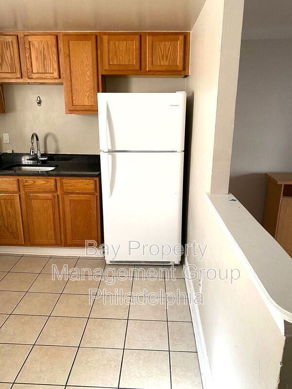 Building Photo - 12 E Jefferson St