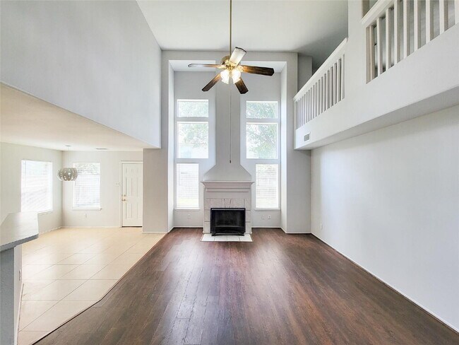 Building Photo - 6 Bedroom Home for Rent in Katy TX 77449 | Westfield | 3.5 Baths | 2-Car Garage