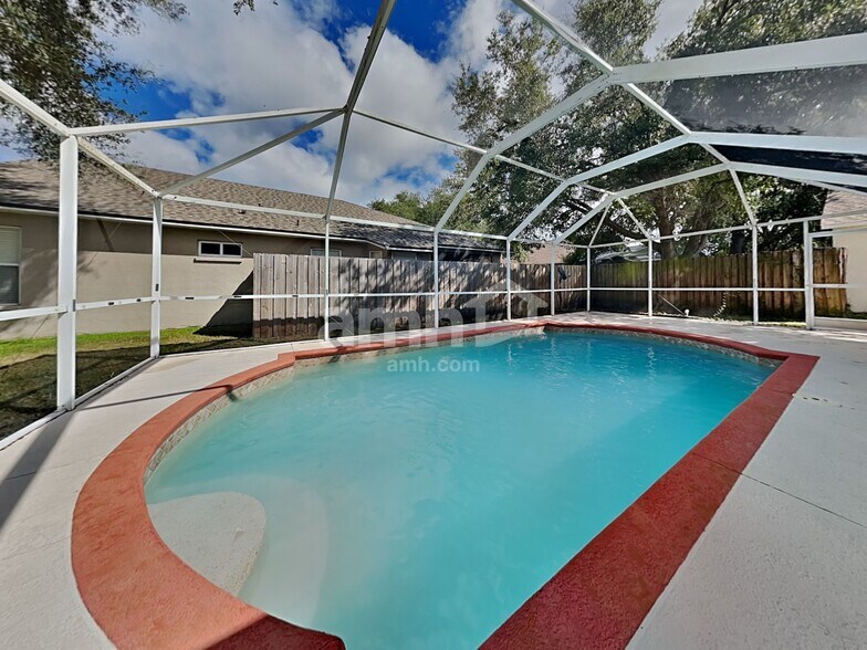 Building Photo - 9827 White Barn Way