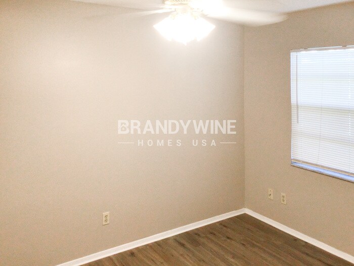 Building Photo - 11206 Fiddlewood Dr