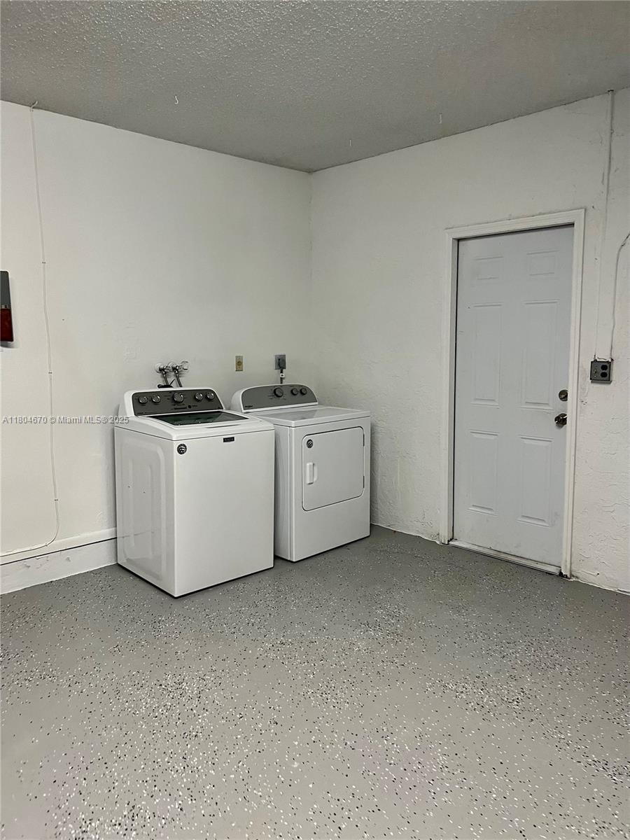 Building Photo - 6641 NW 52nd St
