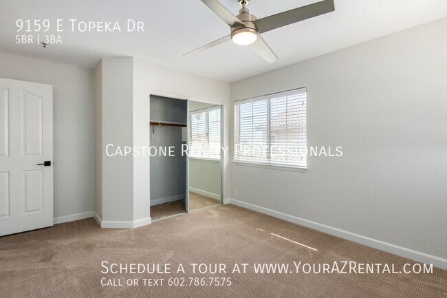 Building Photo - 9159 E Topeka Dr