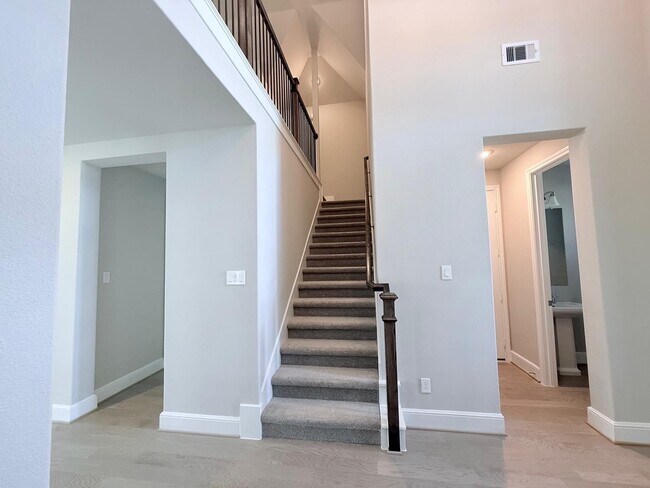 Building Photo - 4934 Dickens Lndg Dr