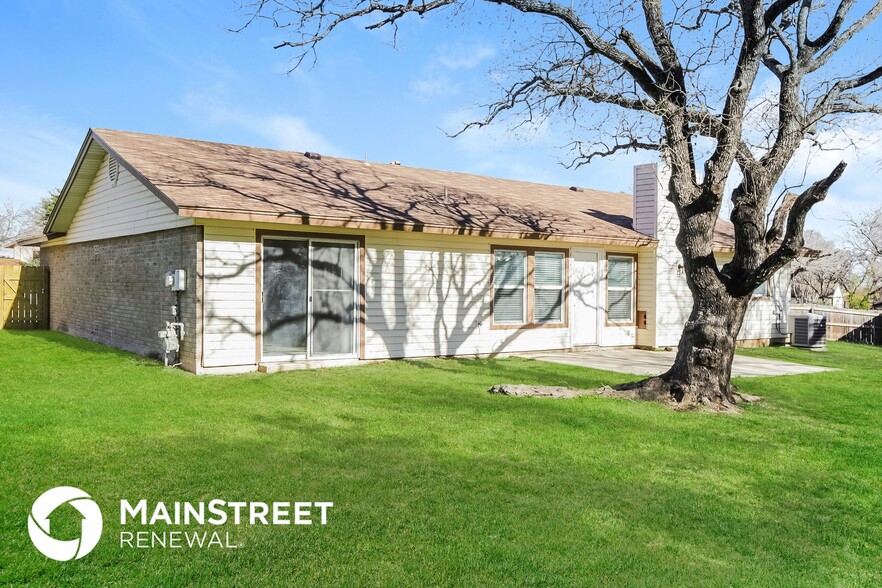 Building Photo - 1031 Mercer Dr