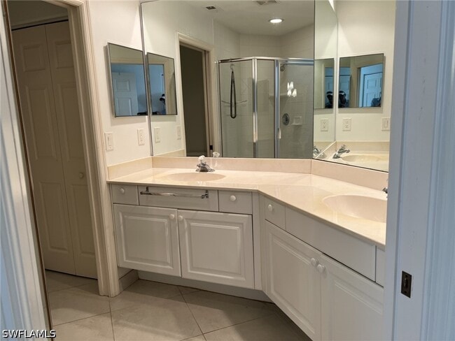 Building Photo - 1240 Sarah Jean Cir