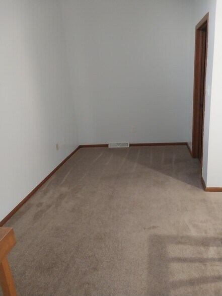 Building Photo - 14041 Ravenna Ave NE